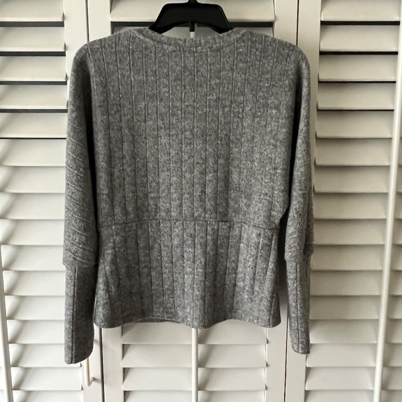 Women's Super Cute Pullover Sweater - Picture 3 of 8